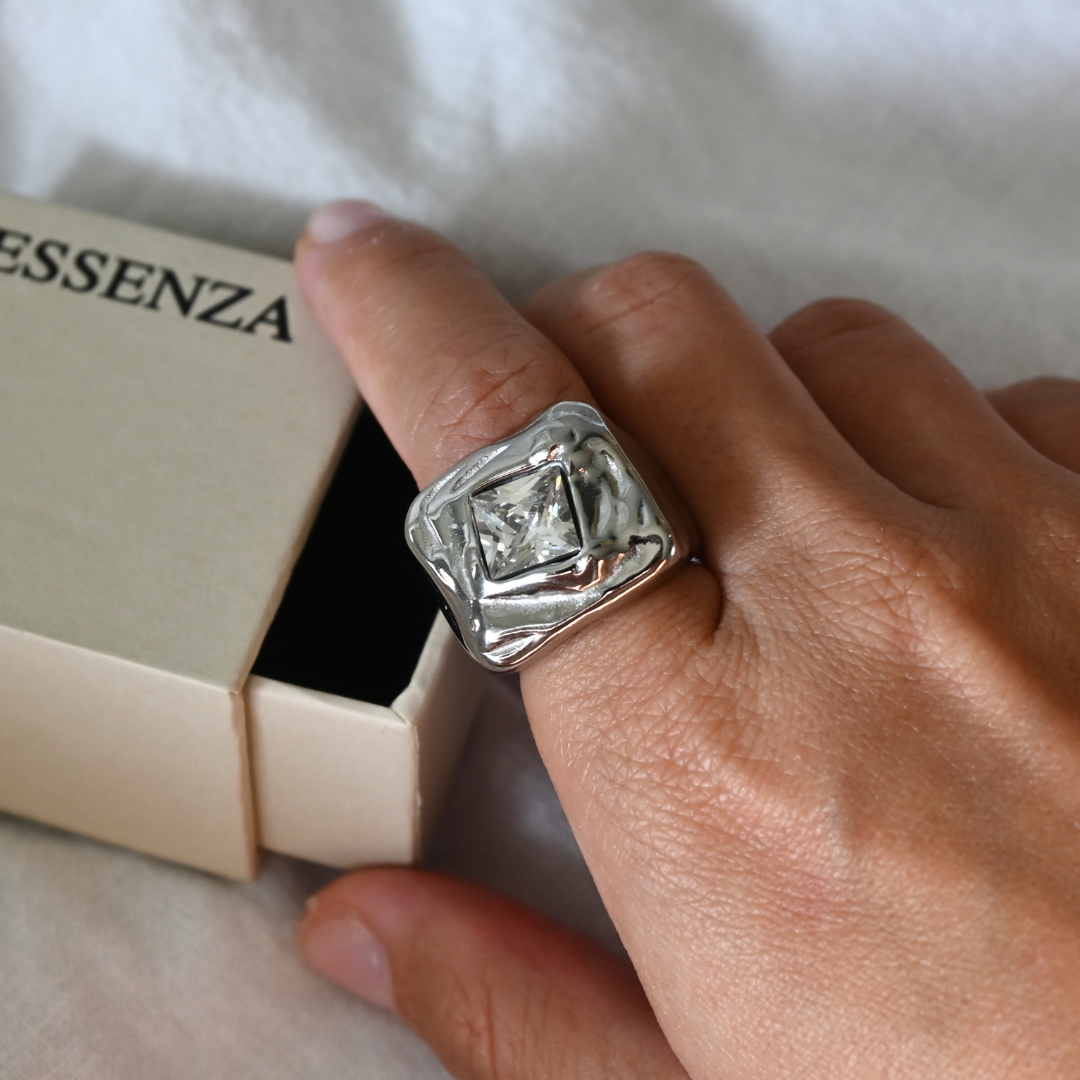 Molten Signet Ring